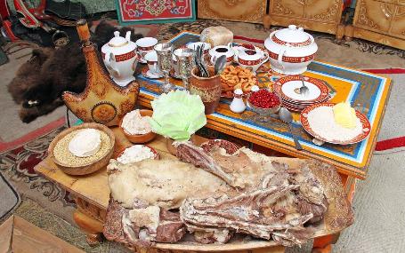 Традиционная новогодняя пища у тувинцев