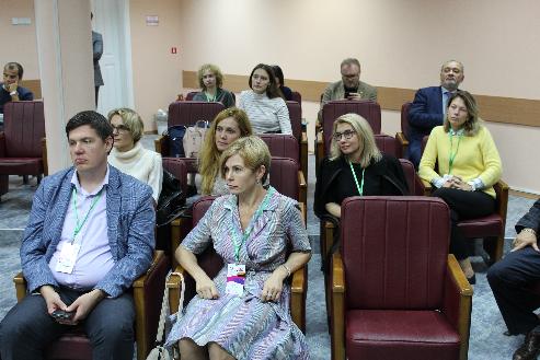 В Выставочном центре СО РАН прошла сессия «Потенциальный барьер академической дипломатии»